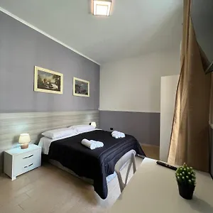Apartment Silvana, Naples